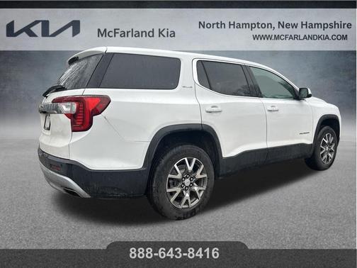 Summit White 2023 GMC Acadia SLE