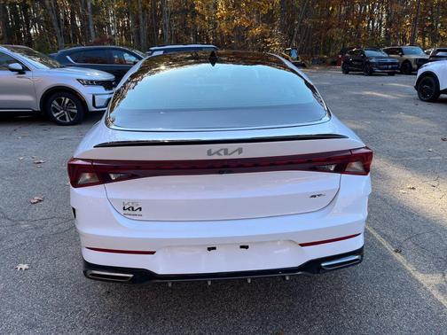 Glacial White Pearl 2024 Kia K5 GT-Line