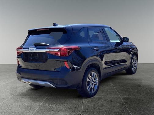 2022 Kia Seltos LX