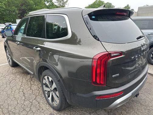 2022 Kia Telluride S