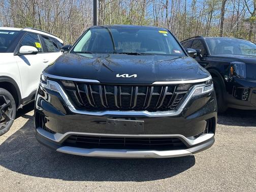 2022 Kia Carnival LXS