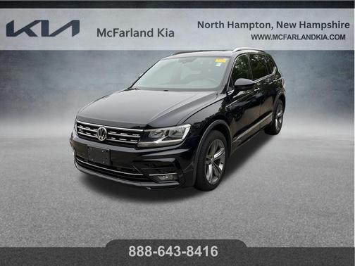 Deep Black Pearl Effect 2019 Volkswagen Tiguan 2.0T SEL R-Line