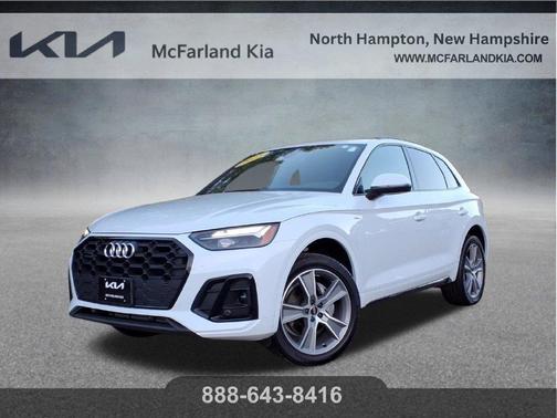 Glacier White Metallic 2025 Audi Q5 45 S line quattro Premium
