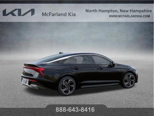 Aurora Black Pearl 2026 Kia K5 GT-Line
