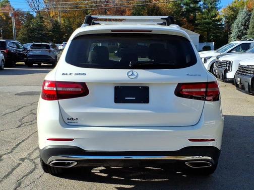 Polar White 2017 Mercedes-Benz GLC 300 Base 4MATIC