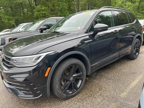 2023 Volkswagen Tiguan 2.0T SE R-Line Black