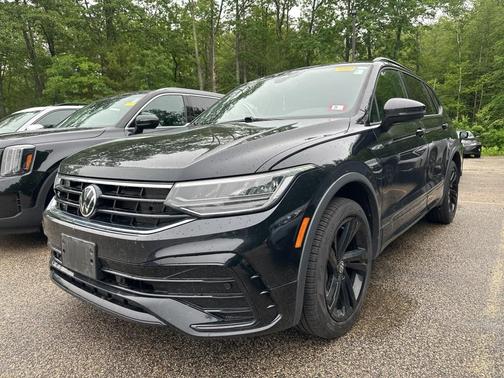 2023 Volkswagen Tiguan 2.0T SE R-Line Black
