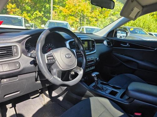 2019 Kia Sorento S
