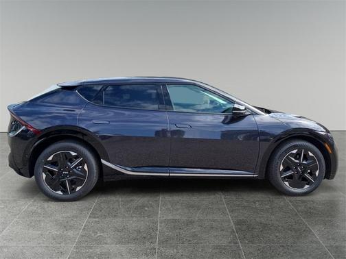 2025 Kia EV6 Wind