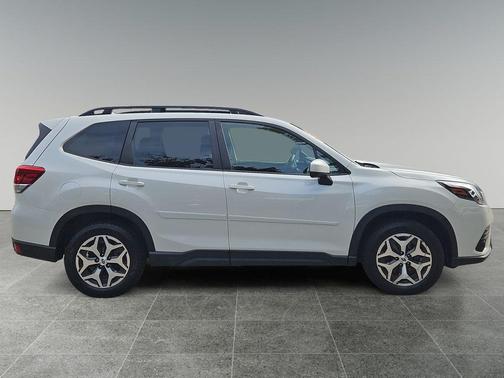 2023 Subaru Forester 2.5i Premium