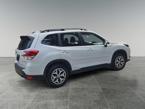 2023 Subaru Forester 2.5i Premium