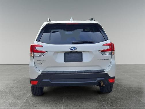 2023 Subaru Forester 2.5i Premium