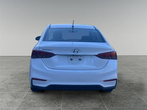 2020 Hyundai Accent SE