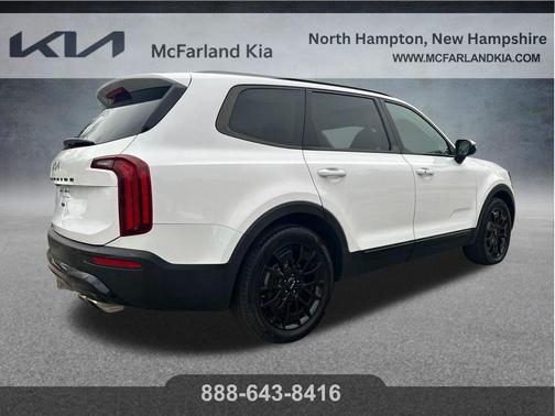 Glacial White Pearl 2022 Kia Telluride EX