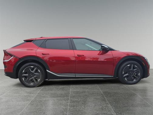2025 Kia EV6 Light Long Range