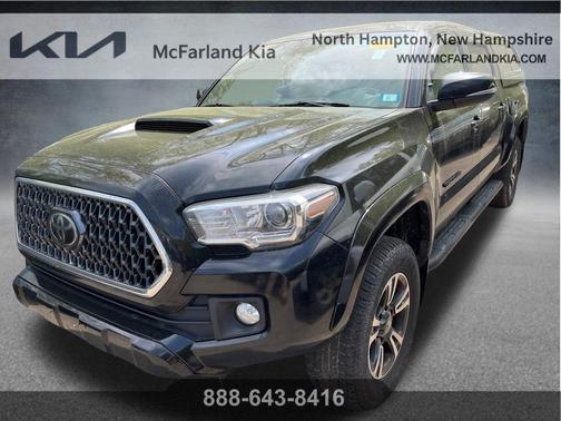 Midnight Black Metallic 2019 Toyota Tacoma TRD Sport