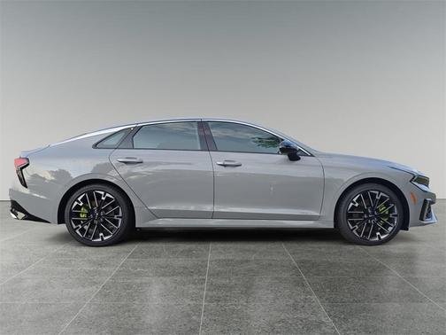 2025 Kia K5 GT