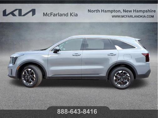 Everlasting Silver 2025 Kia Sorento S
