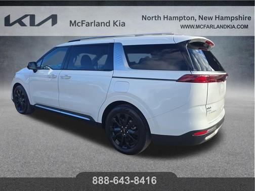 2024 Kia Carnival SX