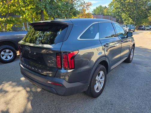 2021 Kia Sorento LX