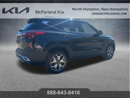 Cherry Black 2021 Kia Seltos EX