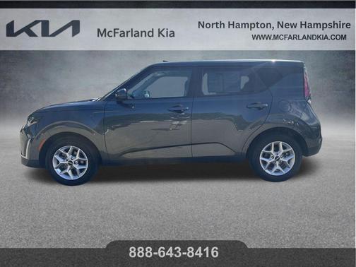 Gravity Gray 2024 Kia Soul LX