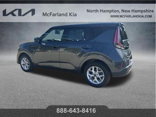 Gravity Gray 2024 Kia Soul LX