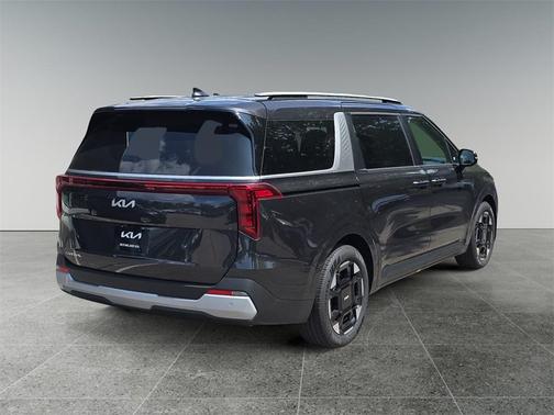 2025 Kia Carnival EX