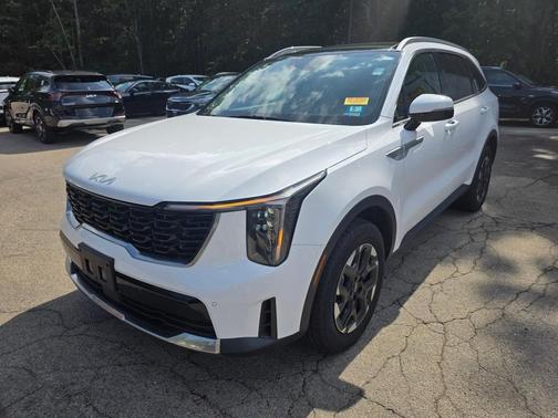 2024 Kia Sorento S