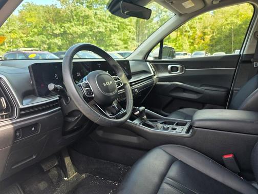 2024 Kia Sorento S