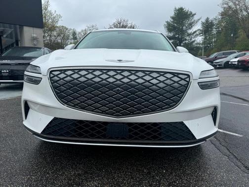 2024 Genesis Electrified GV70 Advanced
