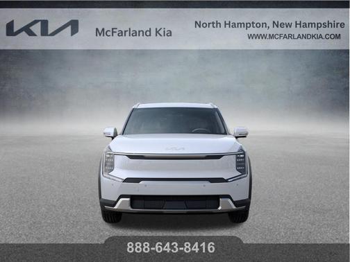 Glacial White Pearl 2026 Kia EV9 Wind