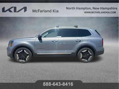 Everlasting Silver 2024 Kia Telluride S