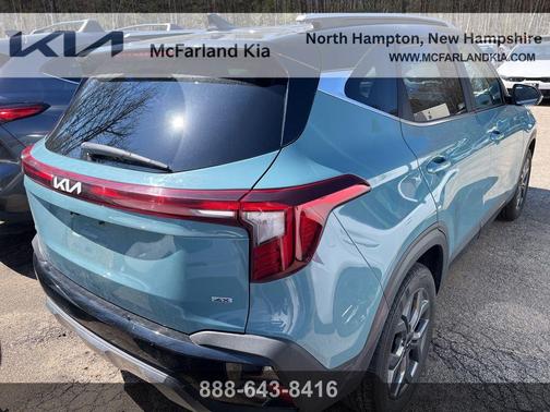 Blue / Black 2024 Kia Seltos S