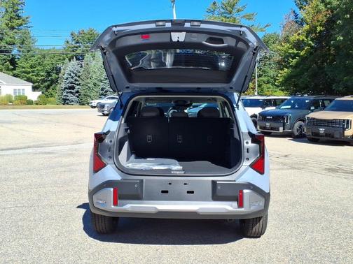 Gray 2027 Kia Seltos S