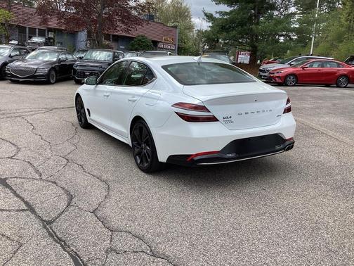 2023 Genesis G70 2.0T