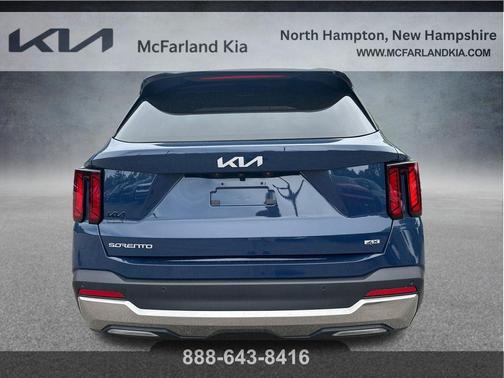 Midnight Black 2024 Kia Sorento S
