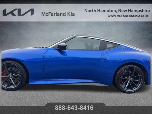 2t Blu Blk Roof 2024 Nissan Z Performance