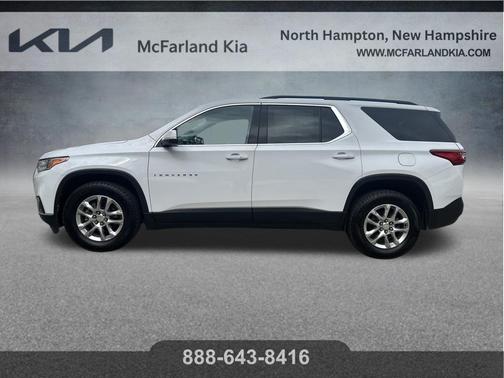 Summit White 2021 Chevrolet Traverse LT Cloth