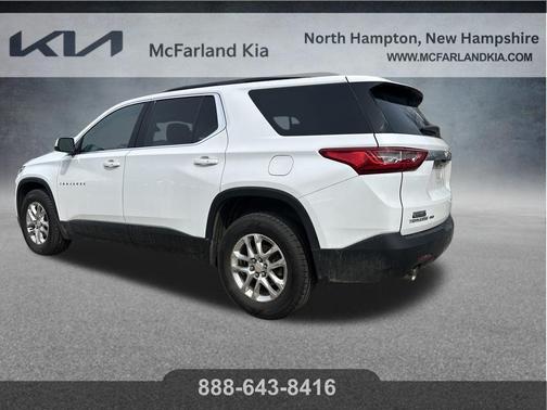 2021 Chevrolet Traverse LT Cloth