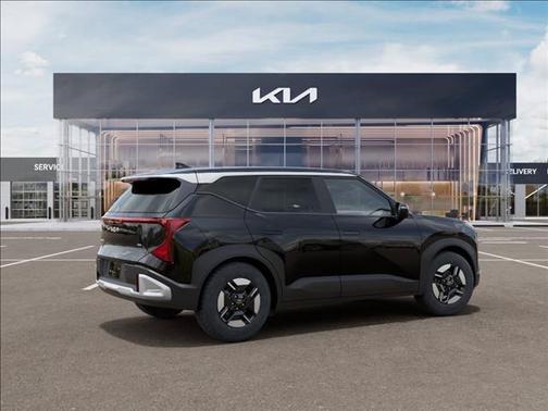 Aurora Black Pearl 2027 Kia Seltos LX