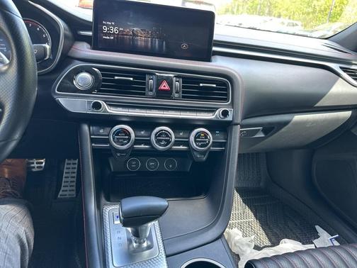 2022 Genesis G70 3.3T