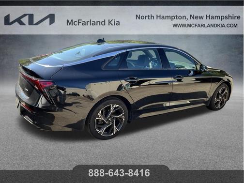 Aurora Black Pearl 2025 Kia K5 GT-Line