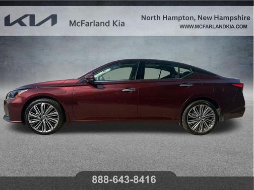 Garnet Pearl 2023 Nissan Altima 2.5 SL