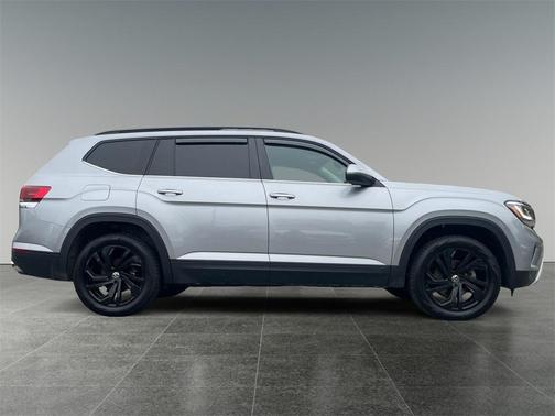 2023 Volkswagen Atlas 2.0T SE
