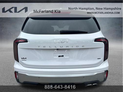 Glacial White Pearl 2024 Kia Telluride SX