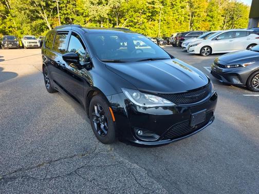 2020 Chrysler Pacifica Touring-L Plus