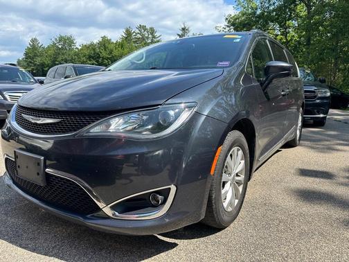 2019 Chrysler Pacifica Touring-L