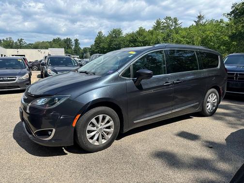 2019 Chrysler Pacifica Touring-L