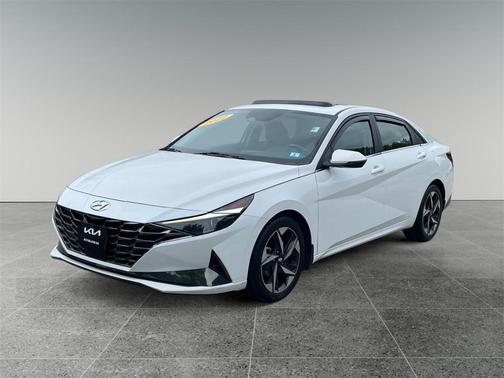 2022 Hyundai ELANTRA Limited